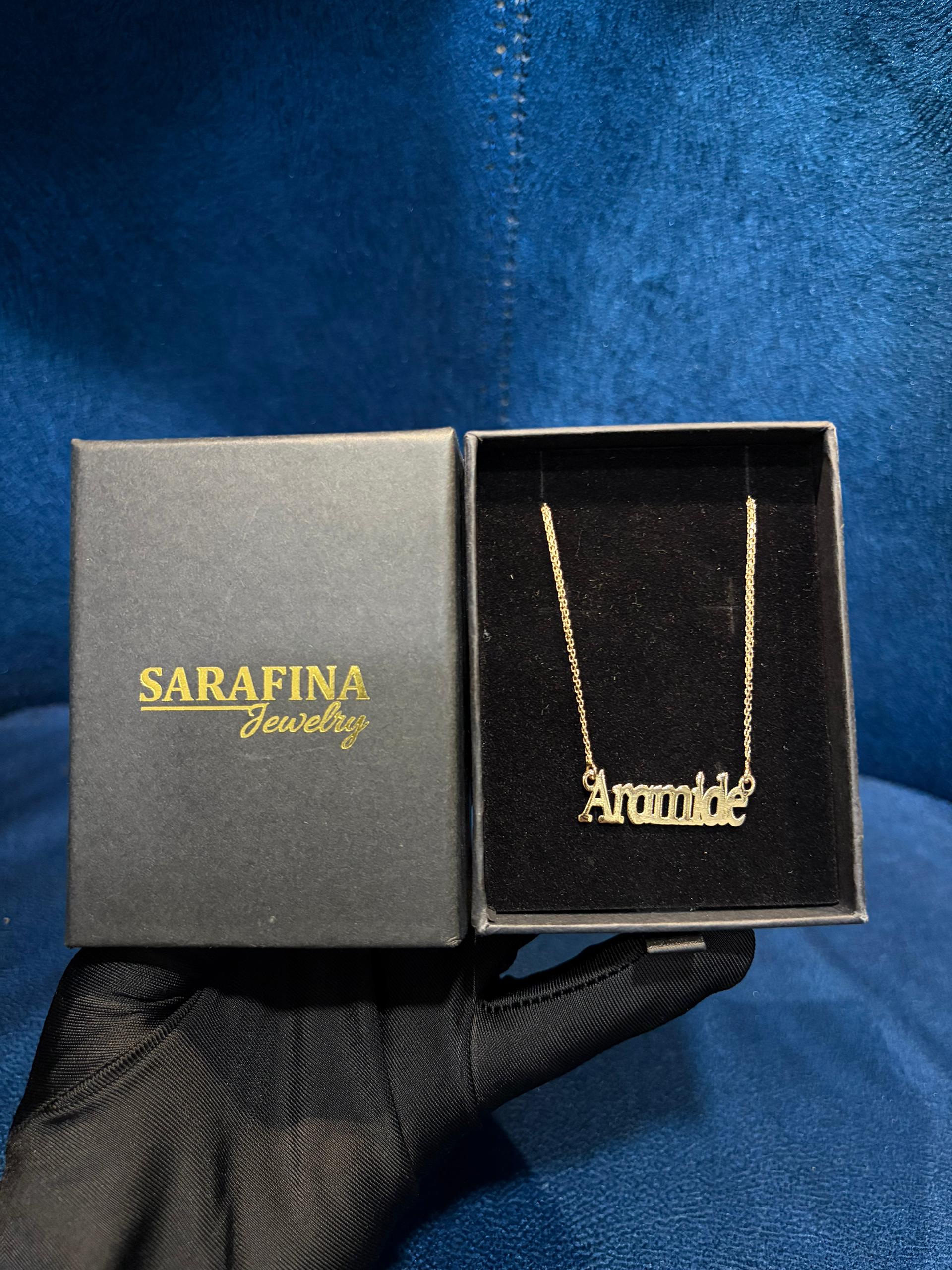 Aramide custom necklace in Sarafina gift box