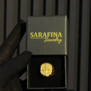 18Karat Gold Anchor Ring